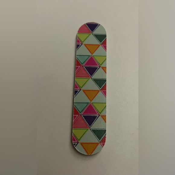 New Sassy + Chic Purple Nail Grooming Kit 6 Pieces Home or Travel Great Gift - Picture 6 of 16